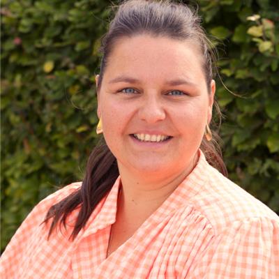 Juf Liesbet Van Den Heuvel - Mater Dei Gooreind